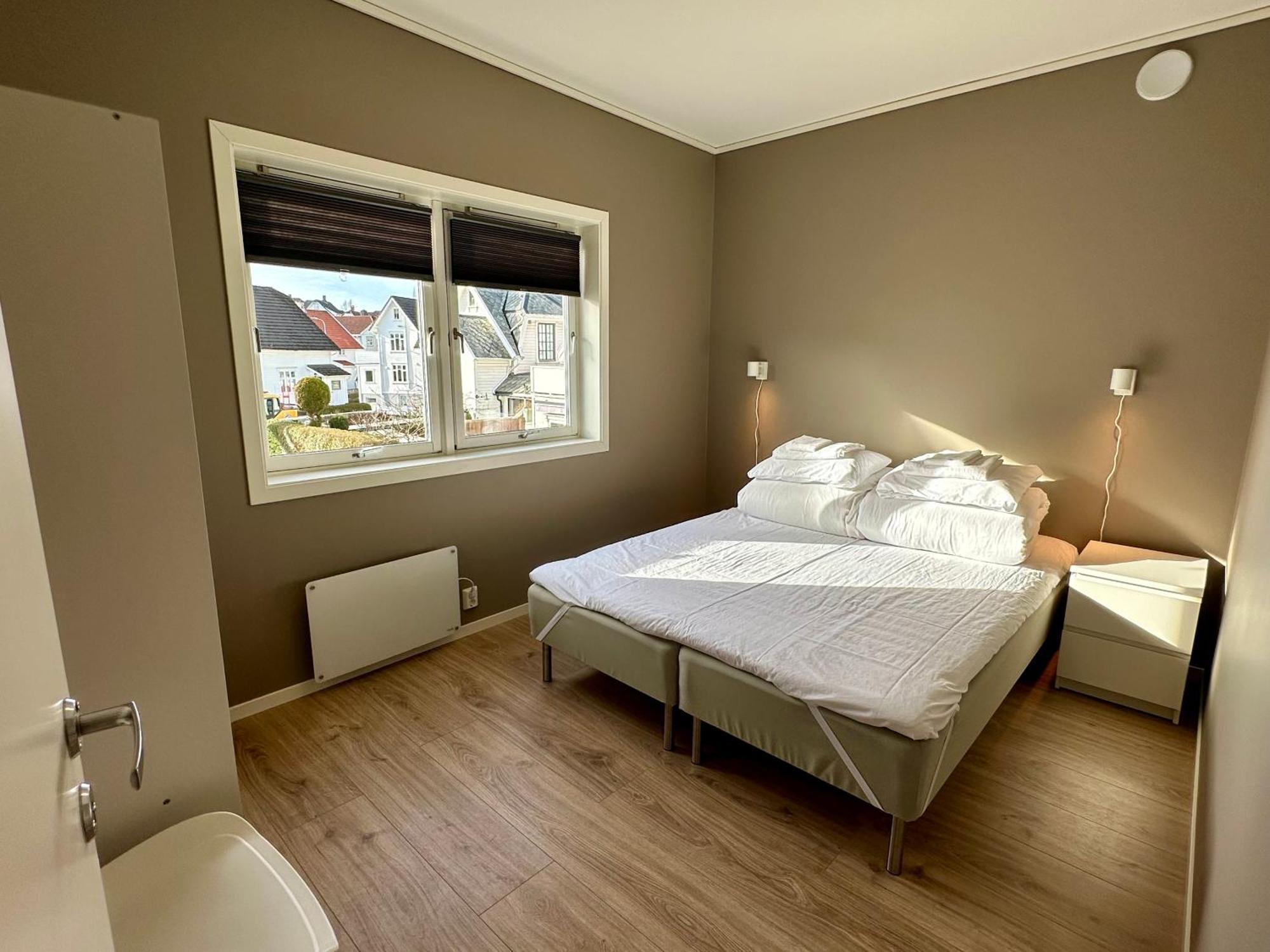Modern 204 Apartment